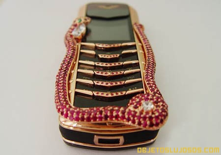 Celular-con-rubies-y-diamantes