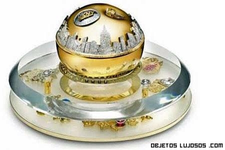 DKNY Golden Delicius
