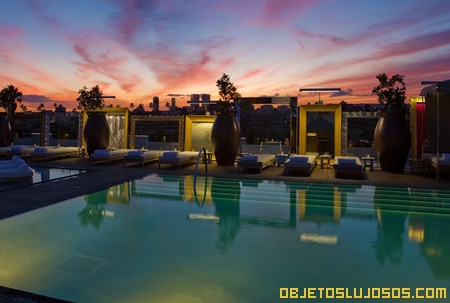 Hotel de lujo en Beverly Hills: SLS