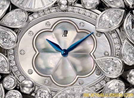 Reloj-de-madreperla
