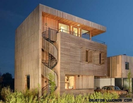 Villa Rieteiland-Oost recubierta de madera