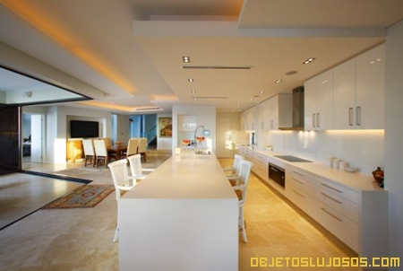 casa-de-lujo-con-piscina-privada